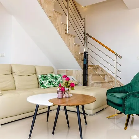 Apartment Vesna Trogir